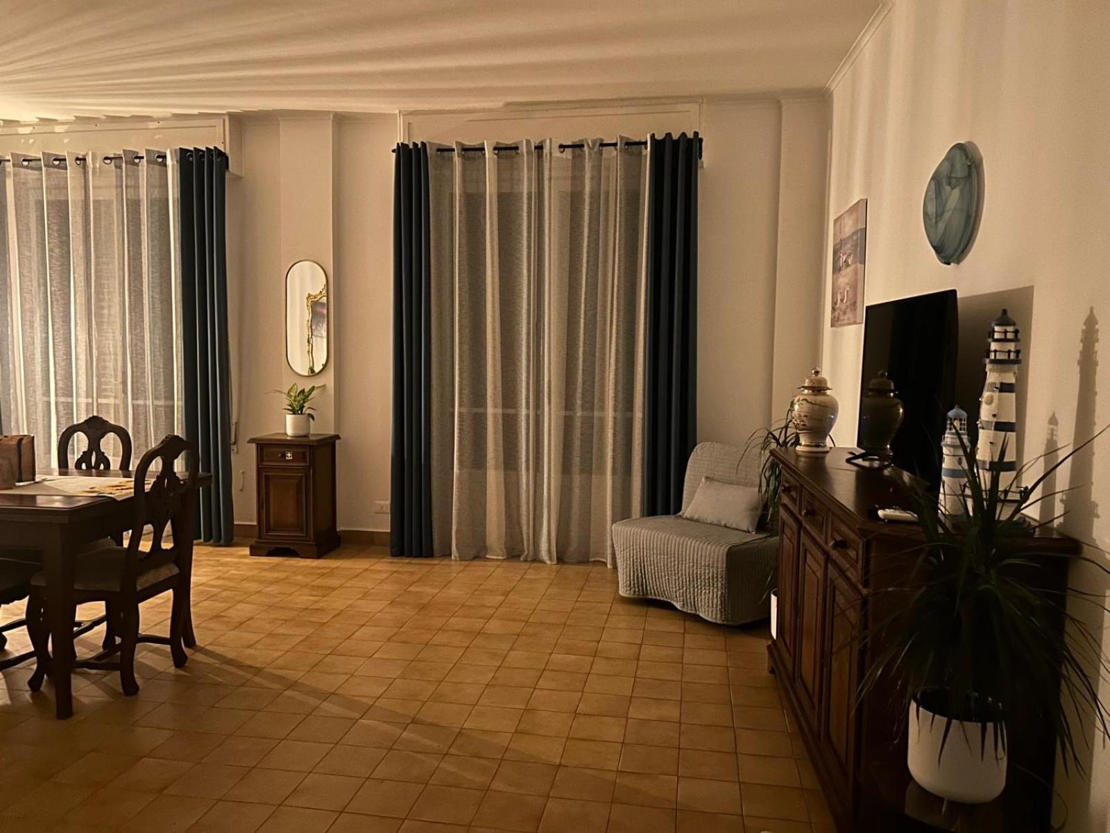 Vista Mare Savonaアパートメント エクステリア 写真
